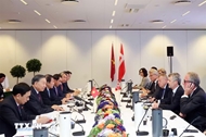 Top leader meets Danish business leaders